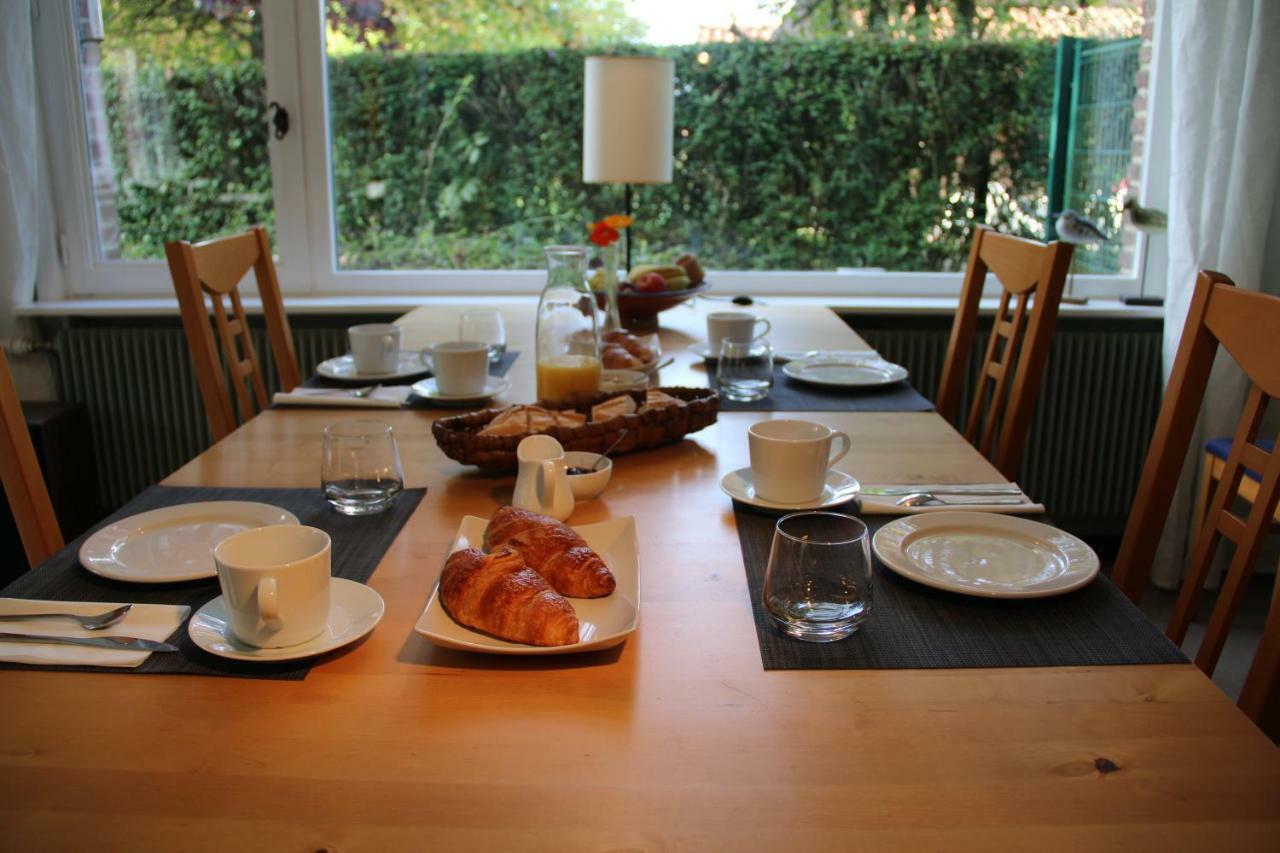 Bed and Breakfast La Belle Monsoise Exterior foto